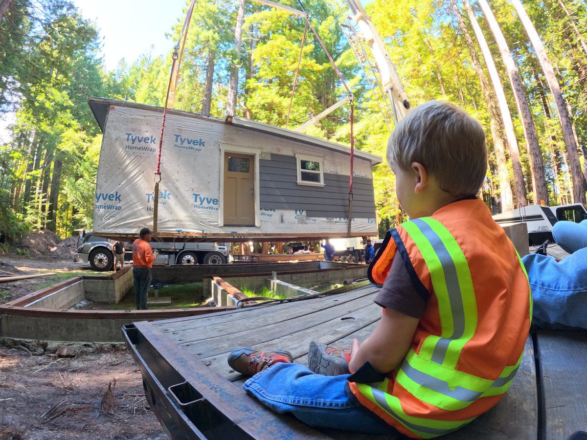 Who builds your house at Cutting Edge - Modular and Prefab homes for all Californians